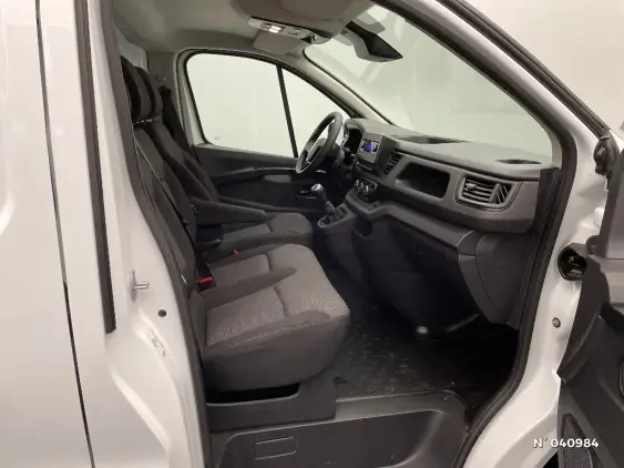 RENAULT TRAFIC FG III - voiture d'occasion - Photo 9