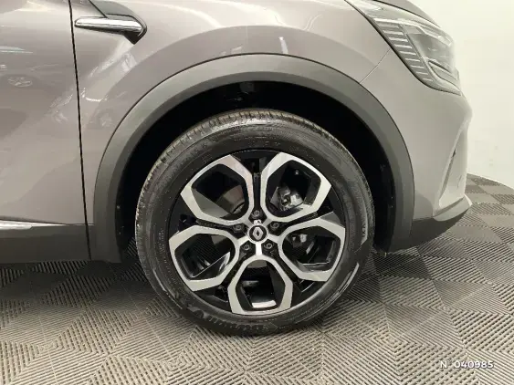 RENAULT CAPTUR II - voiture d'occasion - Photo 8