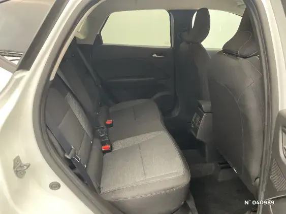 RENAULT CAPTUR II - voiture d'occasion - Photo 11