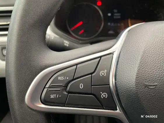 RENAULT CLIO V - voiture d'occasion - Photo 27