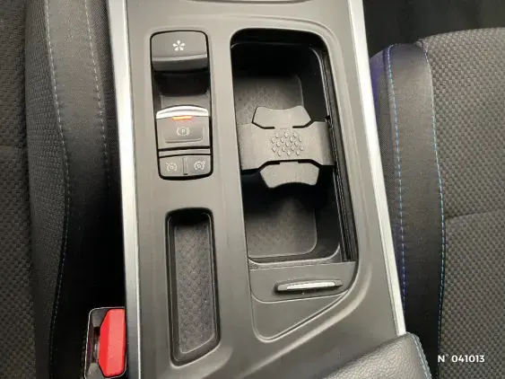 RENAULT MEGANE IV - voiture d'occasion - Photo 26