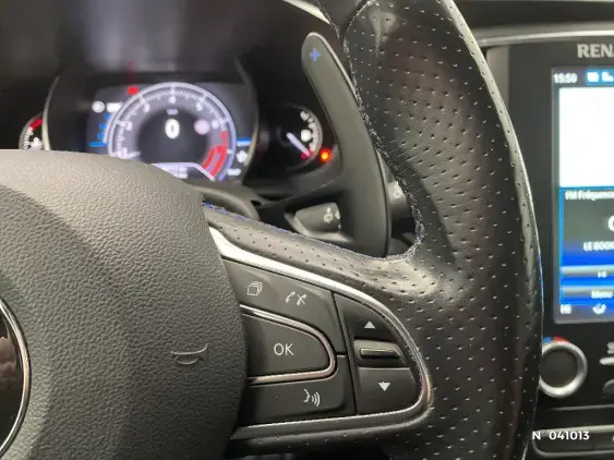 RENAULT MEGANE IV - voiture d'occasion - Photo 28