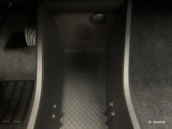 RENAULT MEGANE V - voiture d'occasion - Photo 25