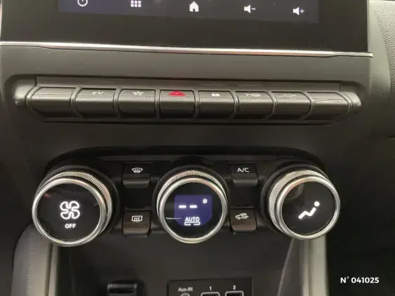 RENAULT CAPTUR II - voiture d'occasion - Photo 15