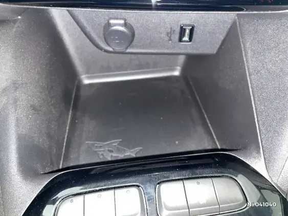 OPEL CORSA F - voiture d'occasion - Photo 24