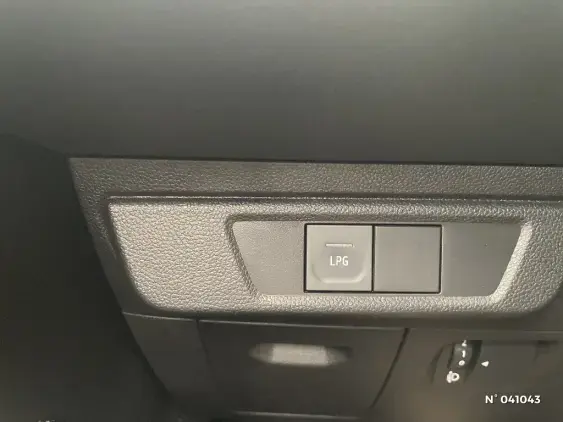 DACIA SANDERO III - voiture d'occasion - Photo 15