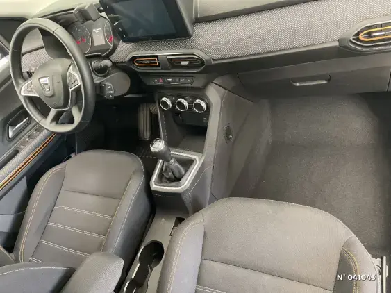 DACIA SANDERO III - voiture d'occasion - Photo 10