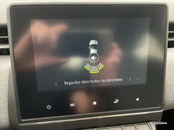 RENAULT CLIO V - voiture d'occasion - Photo 14