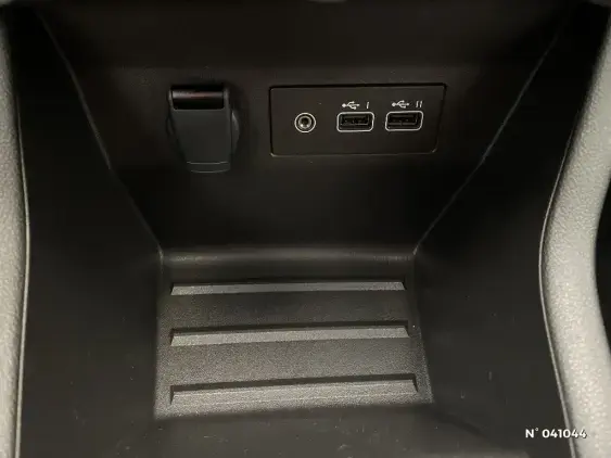 RENAULT CLIO V - voiture d'occasion - Photo 25