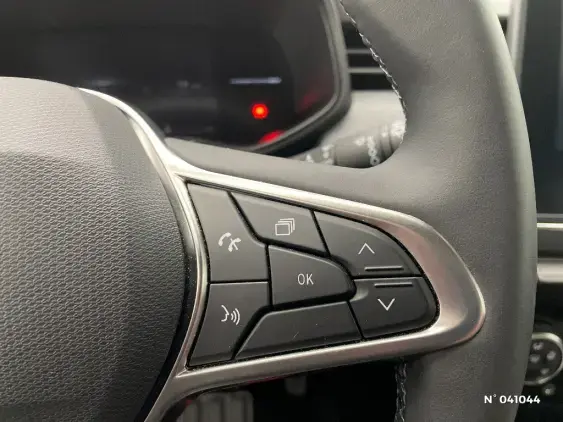 RENAULT CLIO V - voiture d'occasion - Photo 29