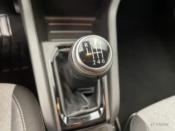 RENAULT CLIO V - voiture d'occasion - Photo 26