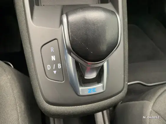 RENAULT ZOE - voiture d'occasion - Photo 26