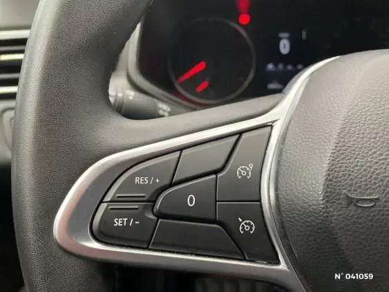 RENAULT CLIO V - voiture d'occasion - Photo 27