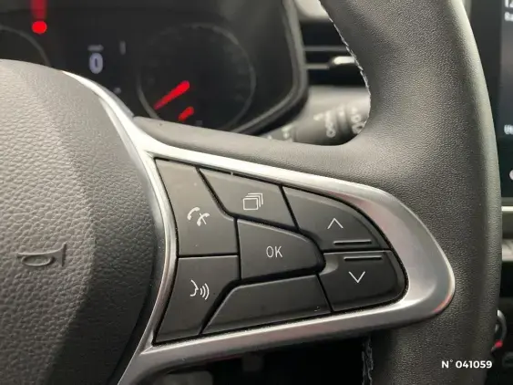 RENAULT CLIO V - voiture d'occasion - Photo 28