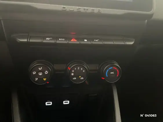 DACIA DUSTER II - voiture d'occasion - Photo 15