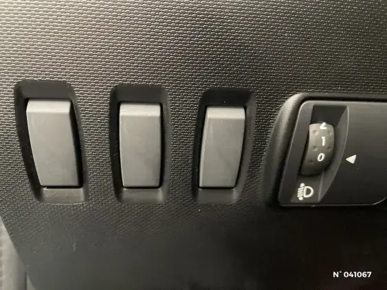 RENAULT TWINGO III - voiture d'occasion - Photo 14