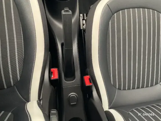 RENAULT TWINGO ELECTRIQUE III - voiture d'occasion - Photo 27