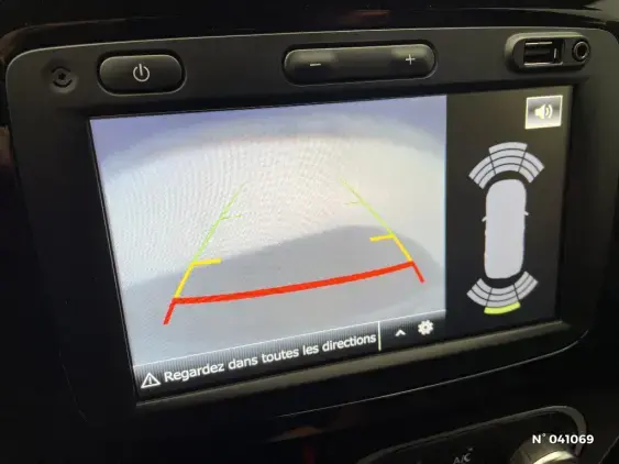 RENAULT CAPTUR - voiture d'occasion - Photo 14