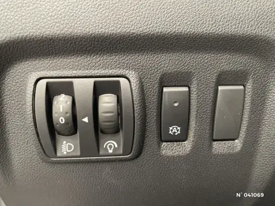 RENAULT CAPTUR - voiture d'occasion - Photo 15