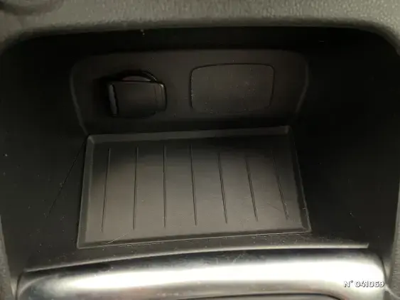 RENAULT CAPTUR - voiture d'occasion - Photo 26