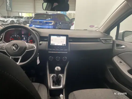 RENAULT CLIO V - voiture d'occasion - Photo 9