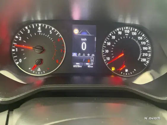 RENAULT CLIO V - voiture d'occasion - Photo 11