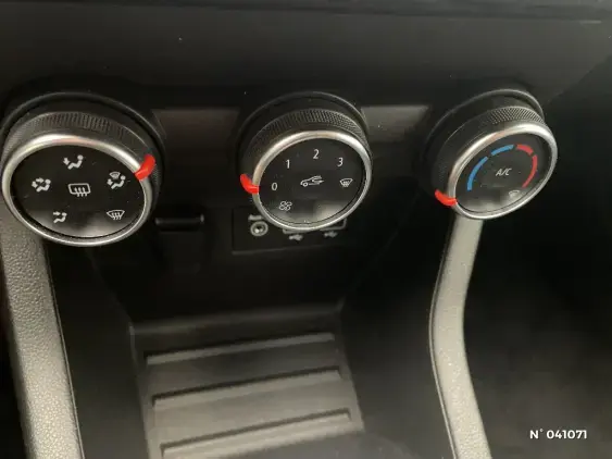 RENAULT CLIO V - voiture d'occasion - Photo 14