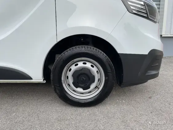 RENAULT TRAFIC FG III - voiture d'occasion - Photo 8