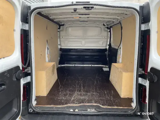 RENAULT TRAFIC FG III - voiture d'occasion - Photo 7