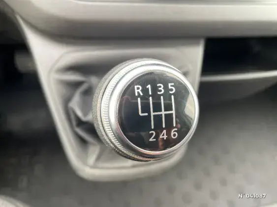 RENAULT TRAFIC FG III - voiture d'occasion - Photo 23