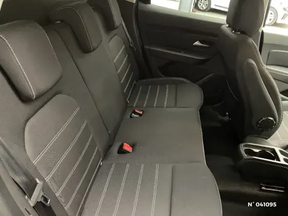 DACIA DUSTER II - voiture d'occasion - Photo 11