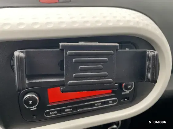 RENAULT TWINGO ELECTRIQUE III - voiture d'occasion - Photo 27