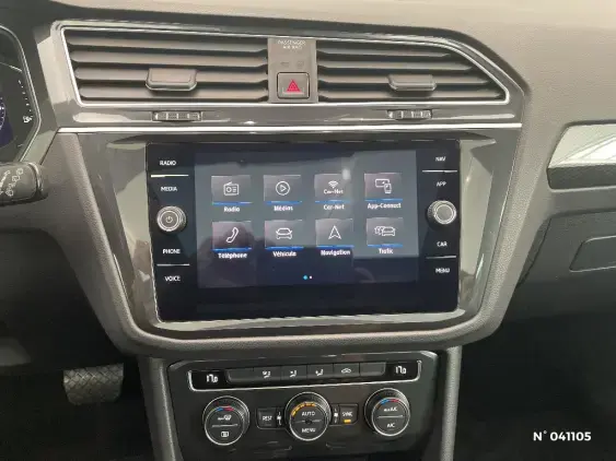 VOLKSWAGEN TIGUAN II - voiture d'occasion - Photo 13