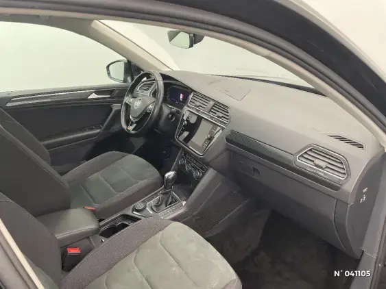 VOLKSWAGEN TIGUAN II - voiture d'occasion - Photo 10