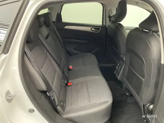 RENAULT ARKANA - voiture d'occasion - Photo 11