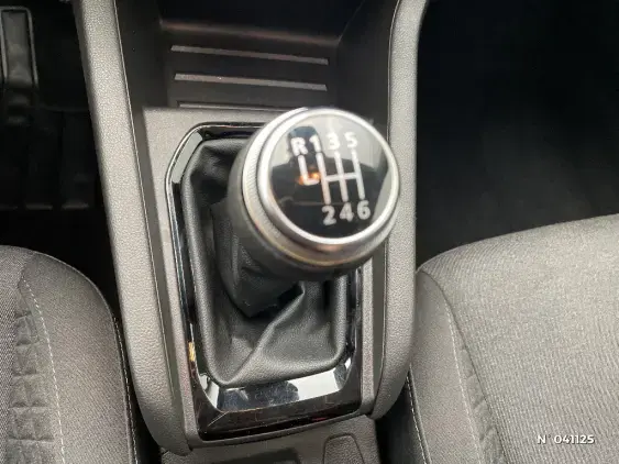 RENAULT CLIO V - voiture d'occasion - Photo 25