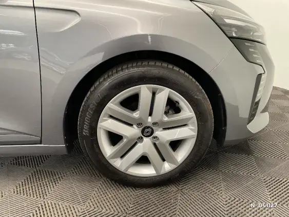 RENAULT CLIO V - voiture d'occasion - Photo 8