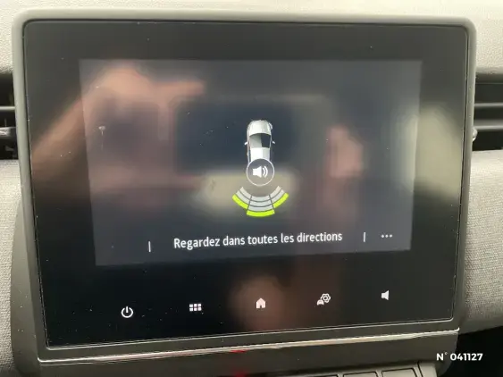 RENAULT CLIO V - voiture d'occasion - Photo 14