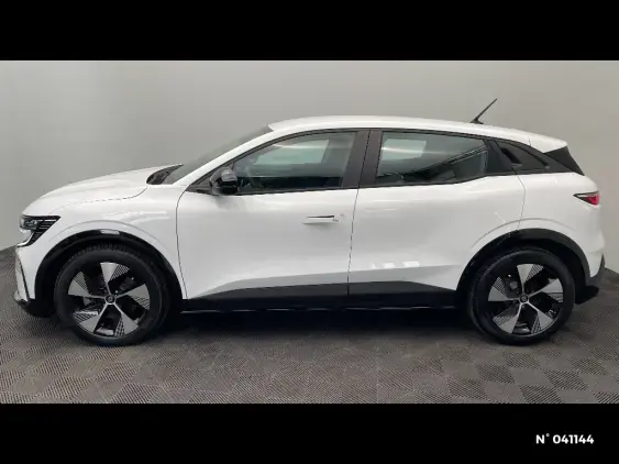 RENAULT MEGANE V - voiture d'occasion - Photo 2