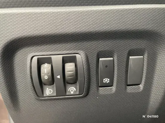 RENAULT CAPTUR - voiture d'occasion - Photo 15