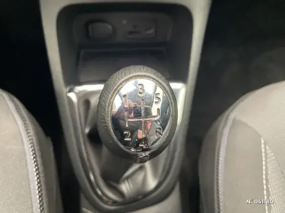 RENAULT CAPTUR - voiture d'occasion - Photo 26