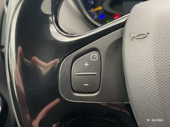 RENAULT CAPTUR - voiture d'occasion - Photo 28