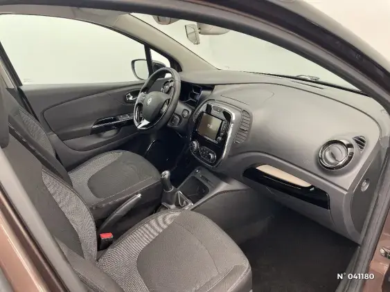 RENAULT CAPTUR - voiture d'occasion - Photo 10