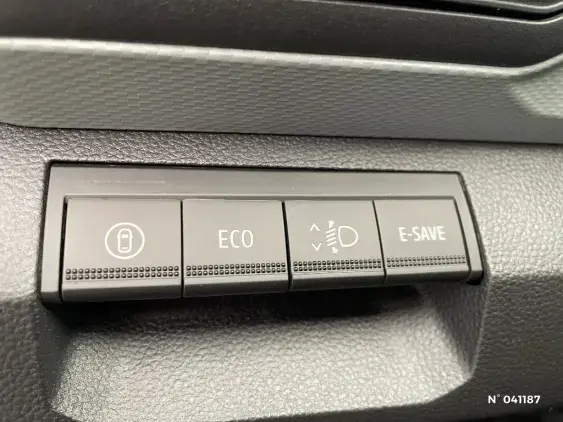 DACIA DUSTER III - voiture d'occasion - Photo 15