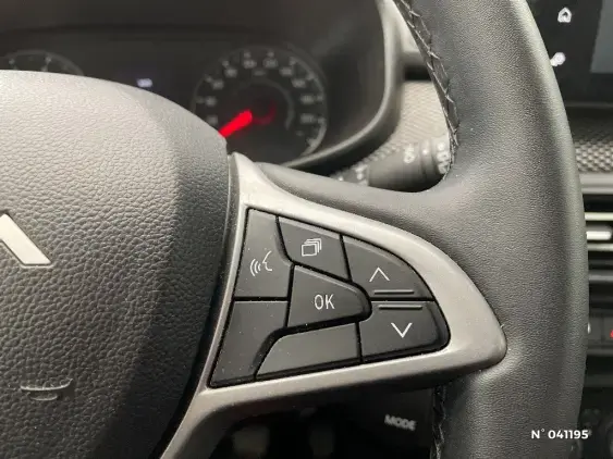DACIA SANDERO III - voiture d'occasion - Photo 30