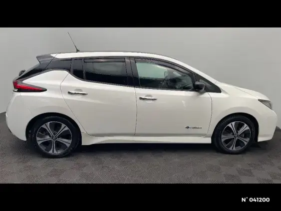 NISSAN LEAF II - voiture d'occasion - Photo 5