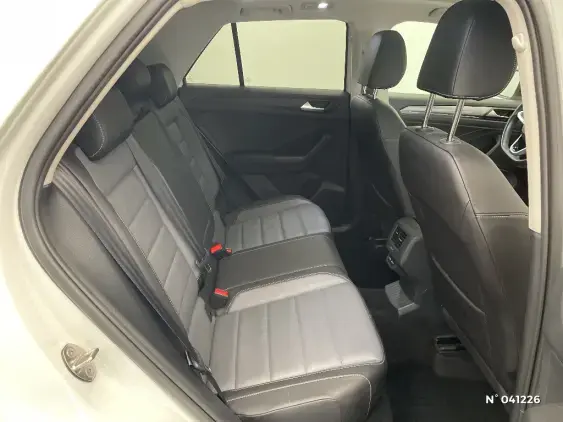 VOLKSWAGEN T-ROC - voiture d'occasion - Photo 11