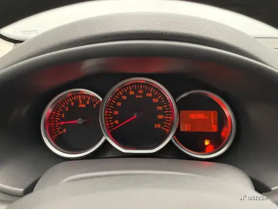 DACIA SANDERO II - voiture d'occasion - Photo 11