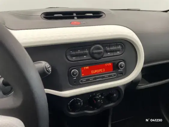 RENAULT TWINGO III - voiture d'occasion - Photo 13