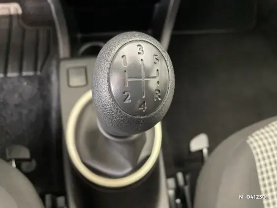 RENAULT TWINGO III - voiture d'occasion - Photo 27